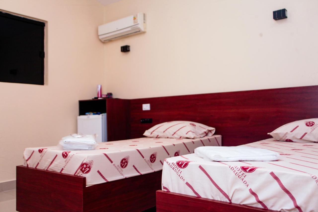 Hotel E Motel Madrugada Itu Extérieur photo
